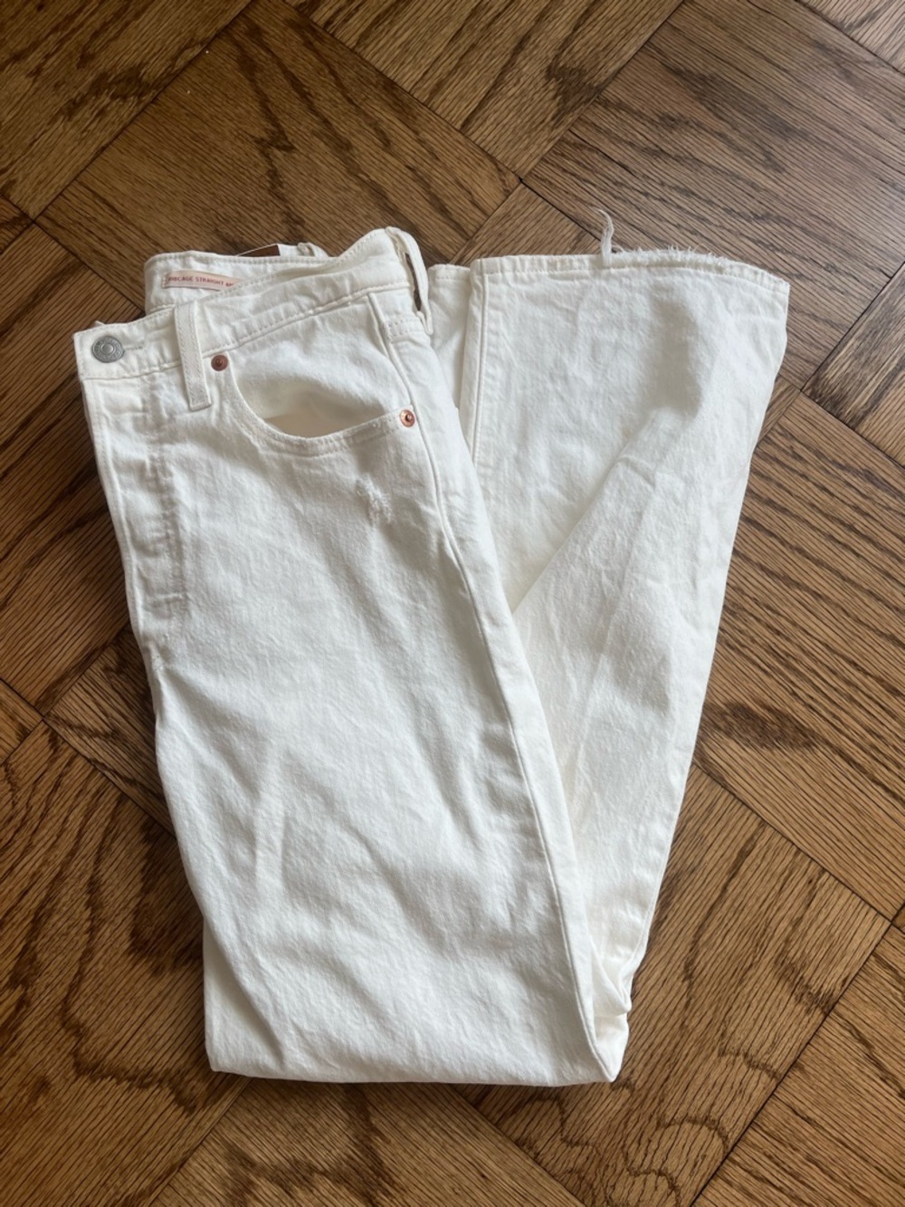 Levi’s Ribcage Jeans